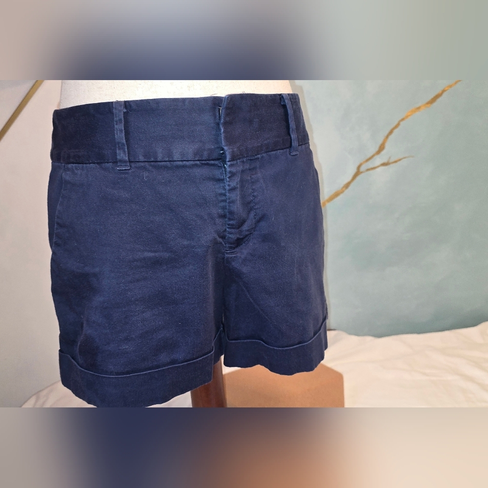 INC Classic Navy Blue Women’s Cuffed Chino Shorts 6
